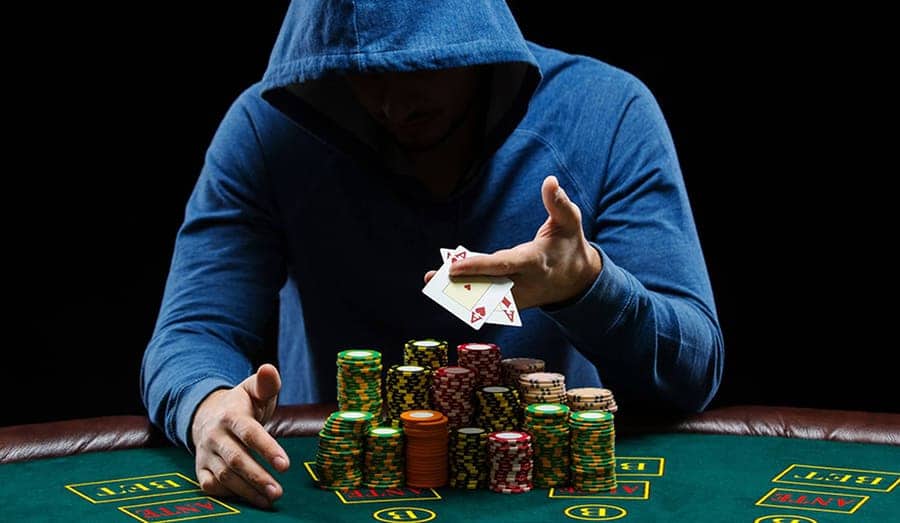 3 ưu điểm khi chơi bài Poker mà các game thủ nên nắm rõ - Hình 1