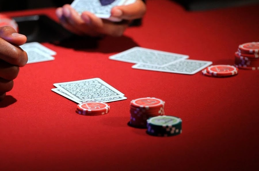 nhung meo khien game thu phai tram tro khi choi poker online - hinh 3