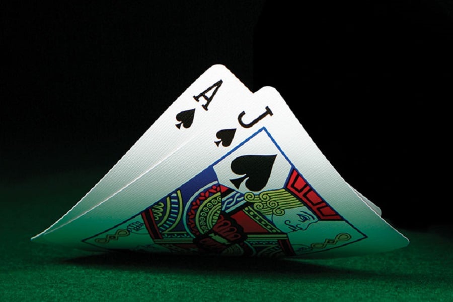 Hướng dẫn cách chơi bài Poker 5 lá đơn giản và dễ thực hành