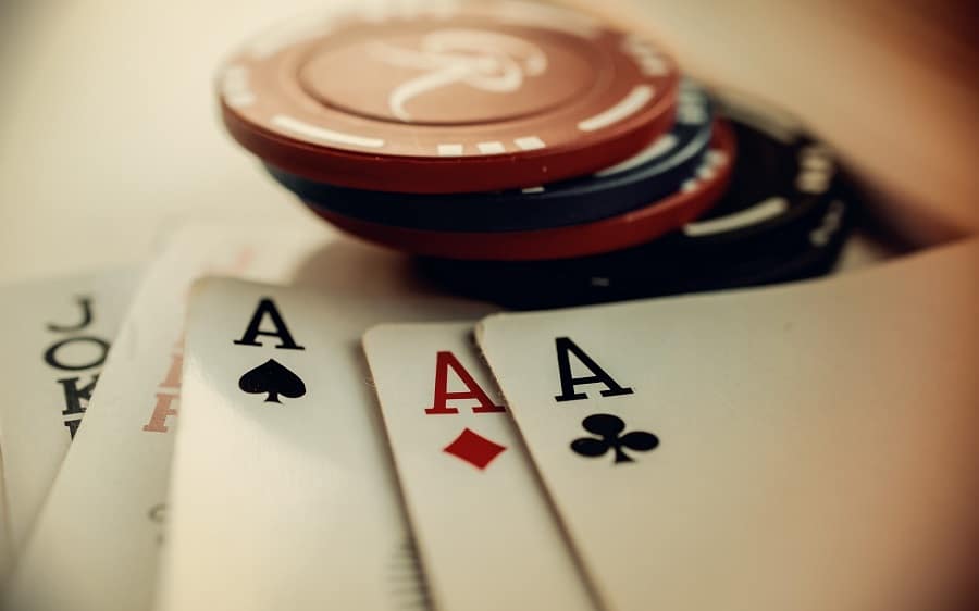 Poker xì tố online – Cách chơi và mẹo chơi dễ thắng nhất